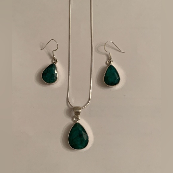 Sterling Silver Emerald Set and 16" Chain - NEW - Picture 1 of 6